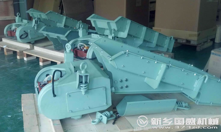 电磁振动给料机安装图 电磁振动给料机安装图